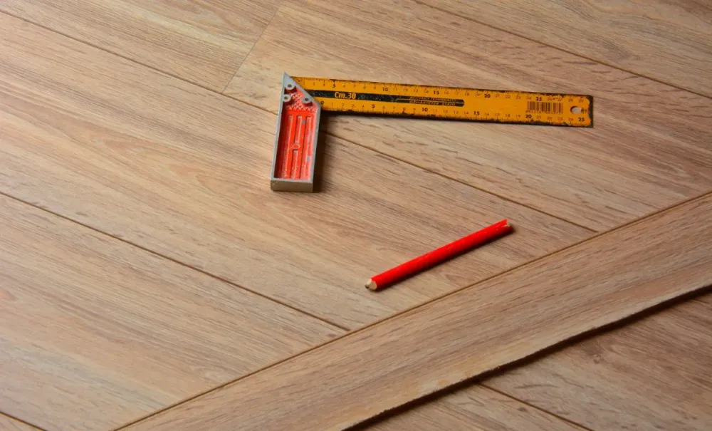 pose-parquet